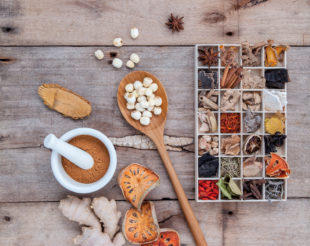 Chinese herbs for seasonal allergies